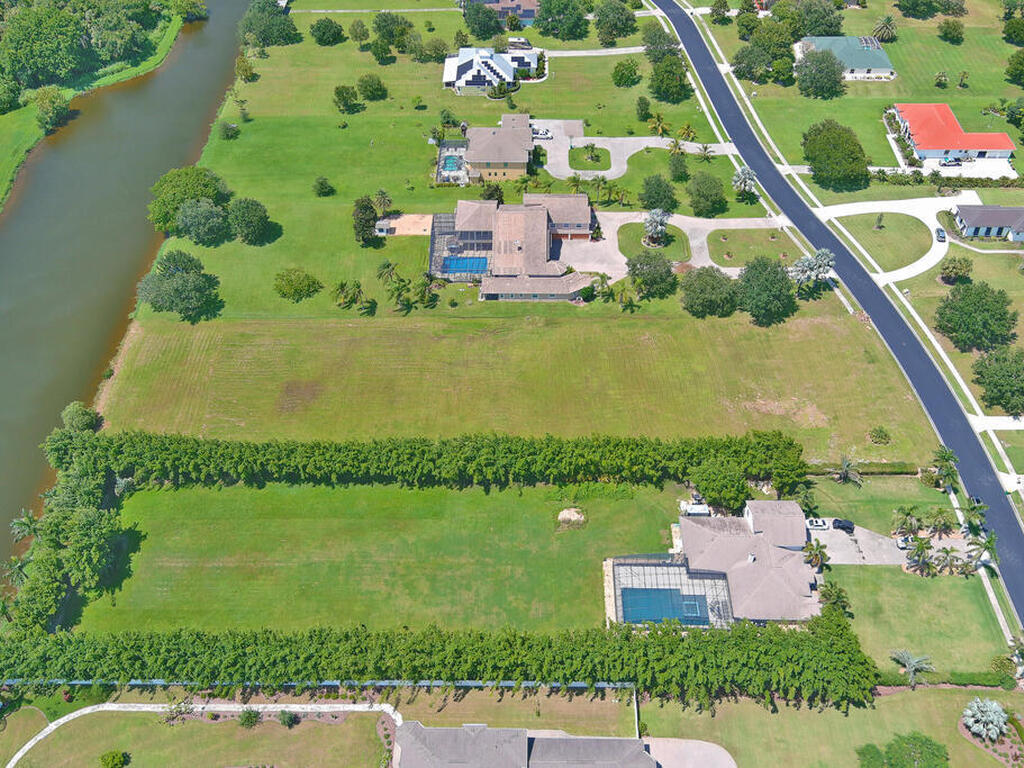 4042 Tradewinds Trail, Merritt Island, FL 32953