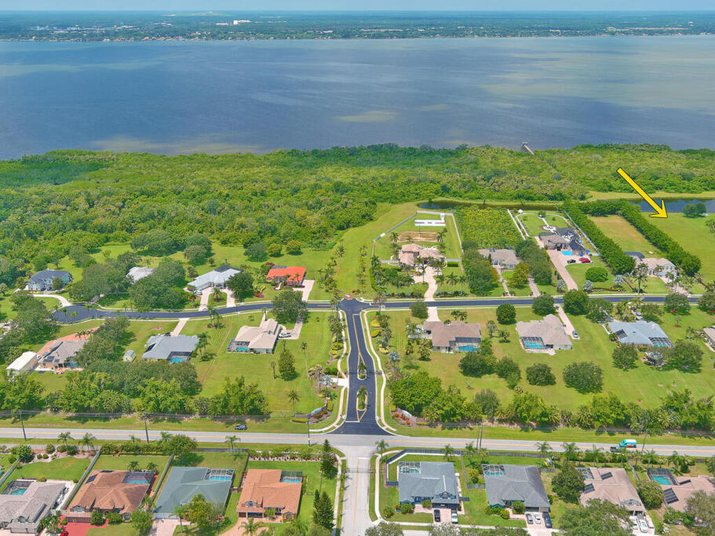 4042 Tradewinds Trail, Merritt Island, FL 32953