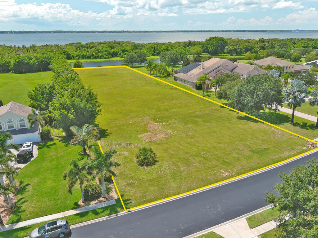 4042 Tradewinds Trail, Merritt Island, FL 32953