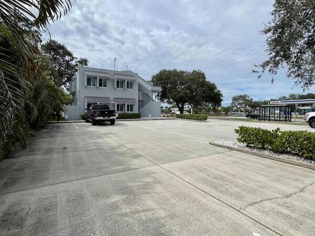 2087 Sarno Road, Melbourne, FL 32935