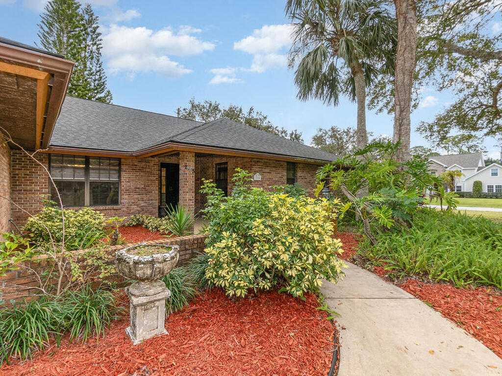 2555 Grassmere Drive, Melbourne, FL 32904