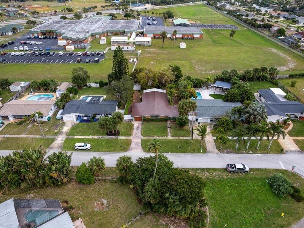 2175 Barracuda Avenue, Melbourne Beach, FL 32951