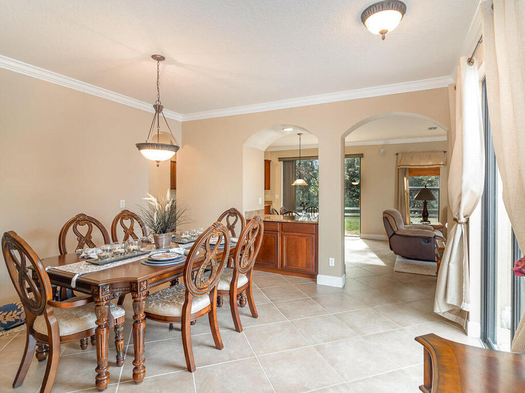 3172 Glenridge Circle, Merritt Island, FL 32953