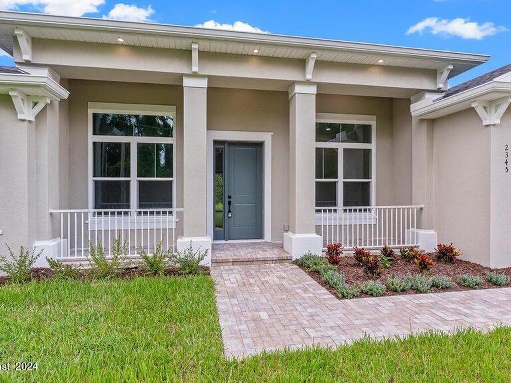 2345 Commodore Boulevard, Melbourne, FL 32904