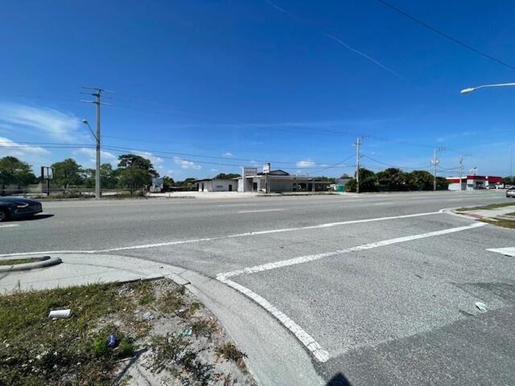 2808 S Harbor City Boulevard, Melbourne, FL 32901