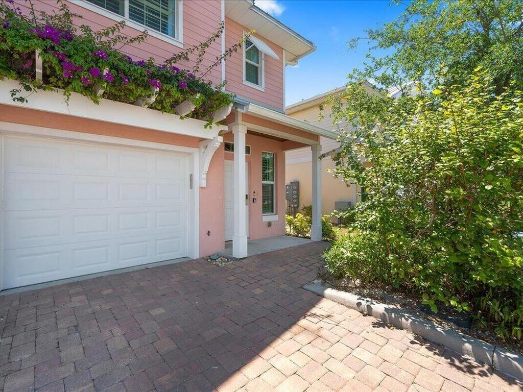 211 Ivory Coral, Merritt Island, FL 32953