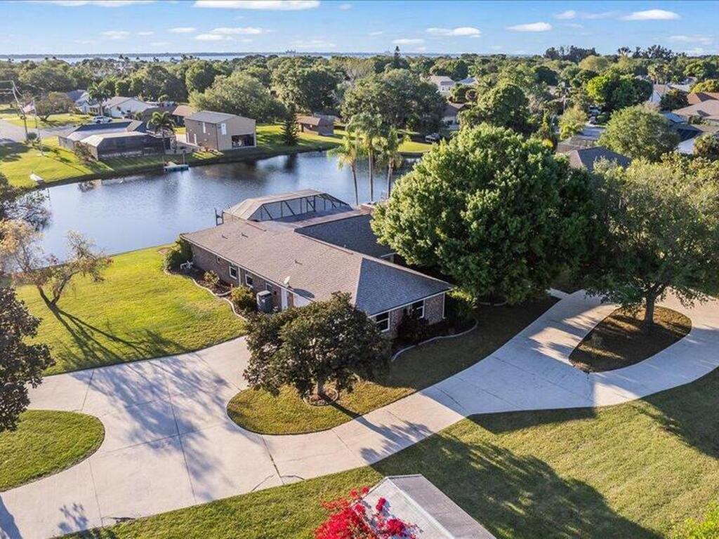 250 Joshua Place, Merritt Island, FL 32953