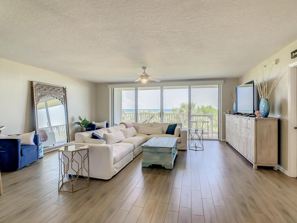 1851 Florida A1a, Indian Harbour Beach, FL 32937