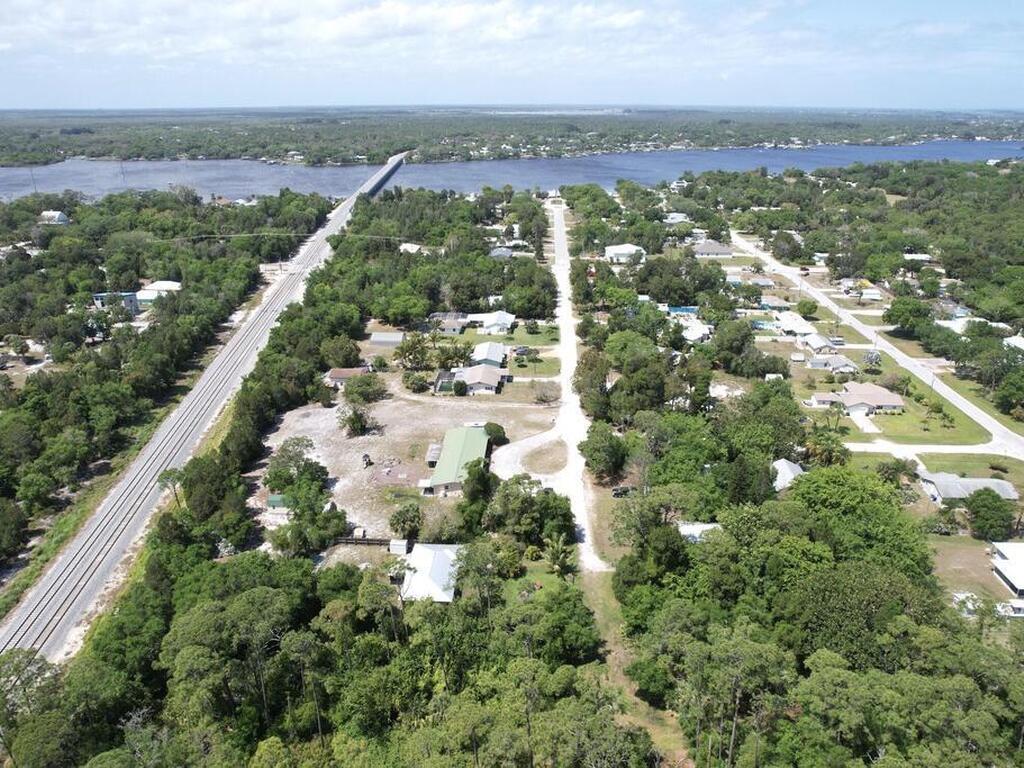 133rd Place, Sebastian, FL 32958