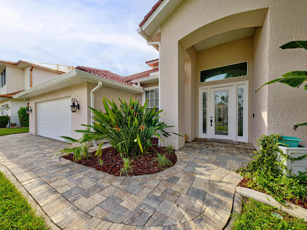 225 Sykes Point Lane, Merritt Island, FL 32953