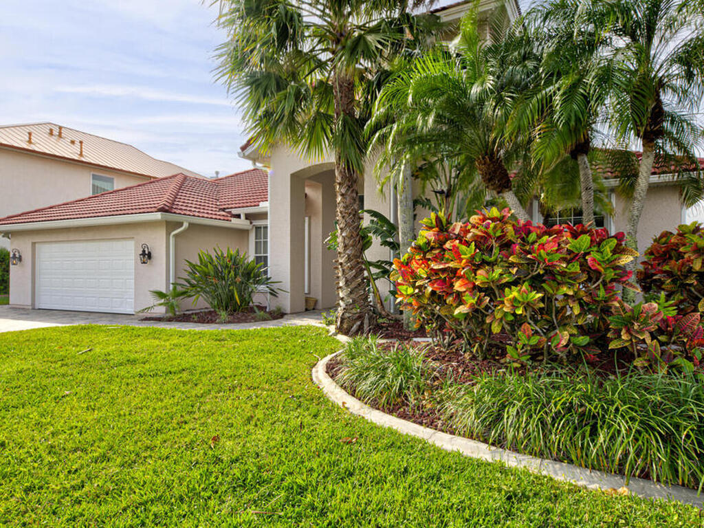 225 Sykes Point Lane, Merritt Island, FL 32953