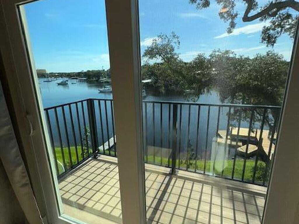 883 Paddleboard Court, Melbourne, FL 32935