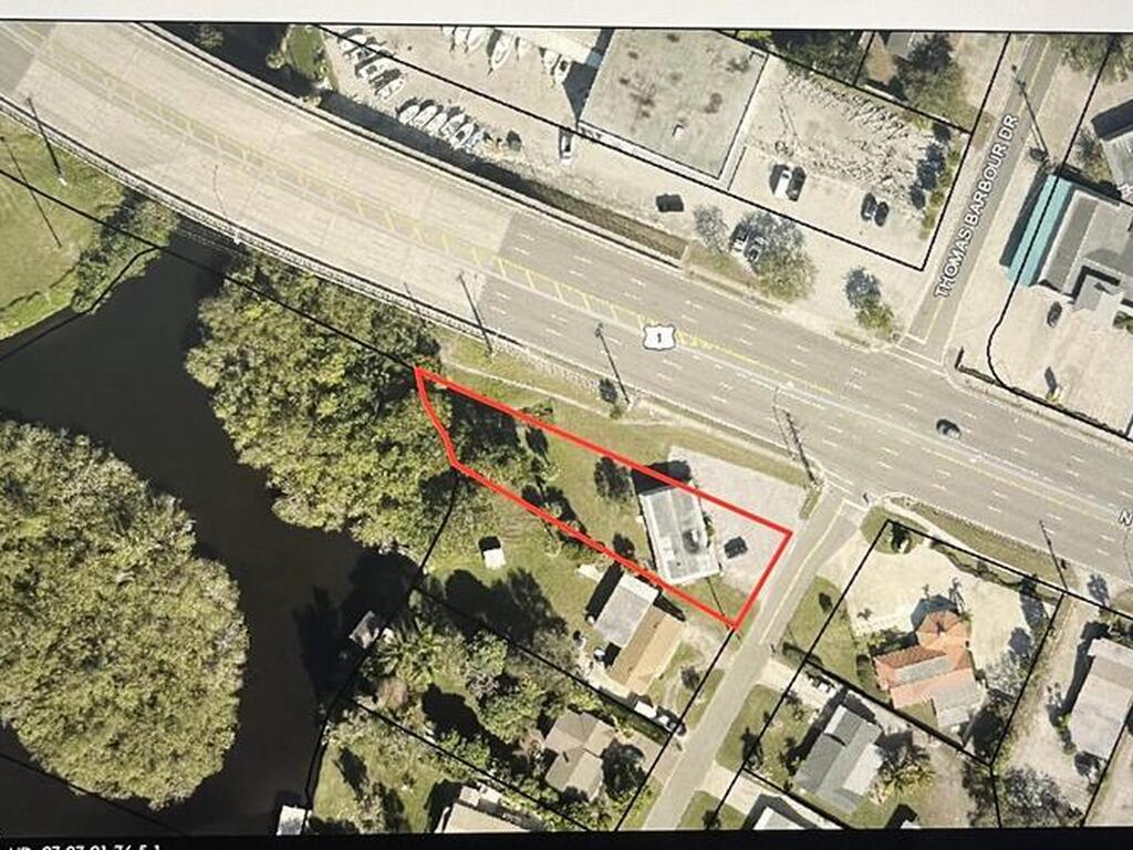 632 N Thomas Barbour Drive, Melbourne, FL 32935