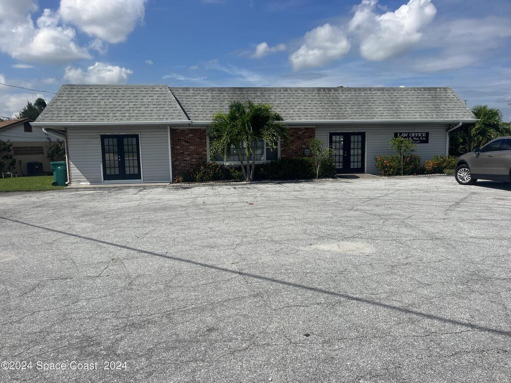 632 N Thomas Barbour Drive, Melbourne, FL 32935