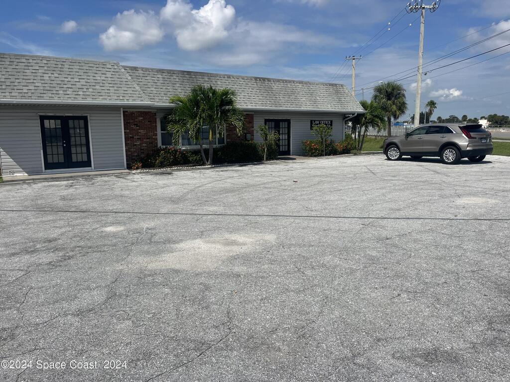 632 N Thomas Barbour Drive, Melbourne, FL 32935