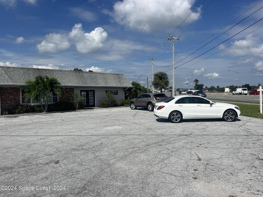 632 N Thomas Barbour Drive, Melbourne, FL 32935