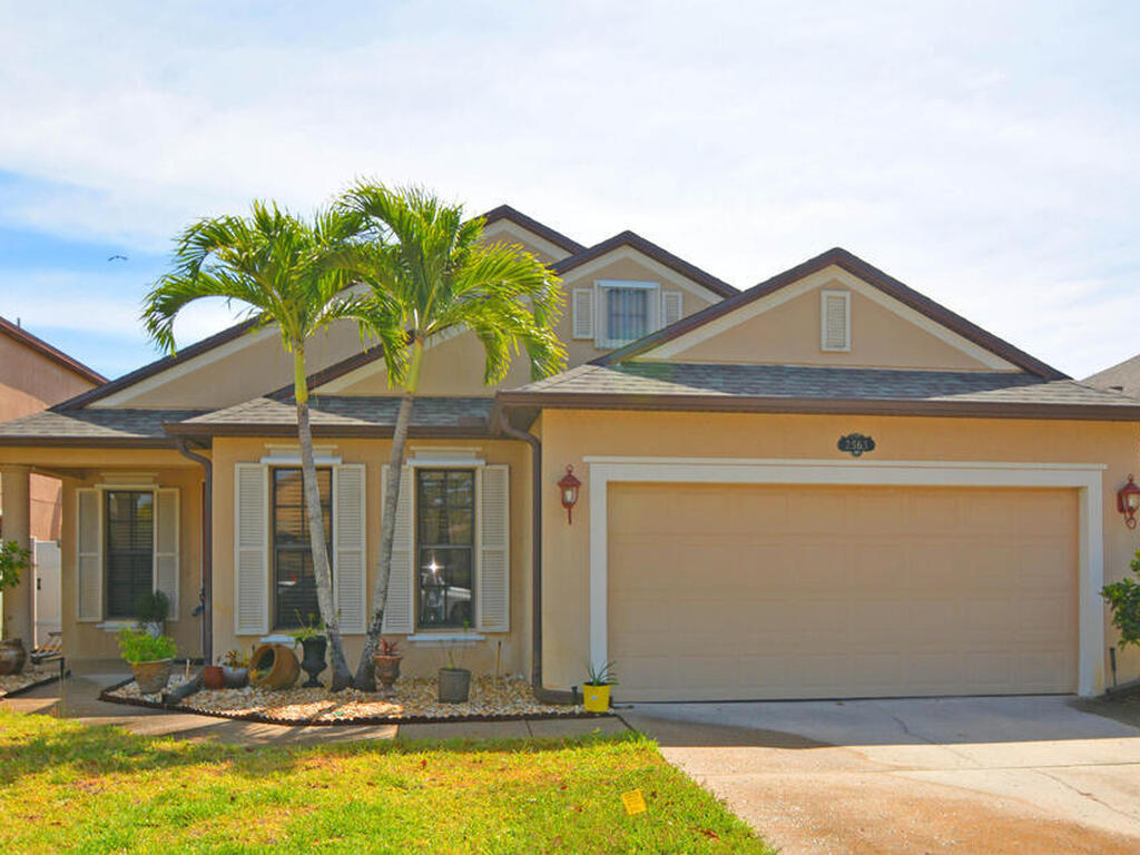 2563 Glenridge Circle, Merritt Island, FL 32953