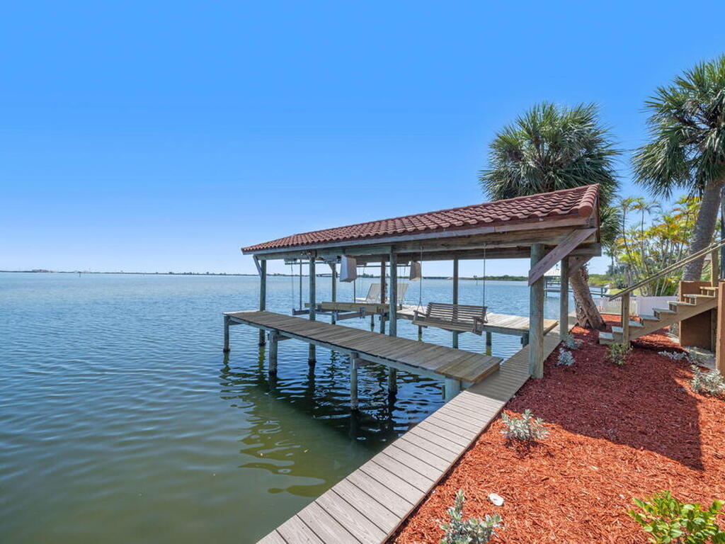 8060 S Tropical Trail, Merritt Island, FL 32952