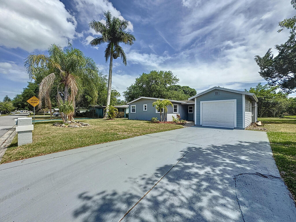 355 Hunt Drive, Merritt Island, FL 32953