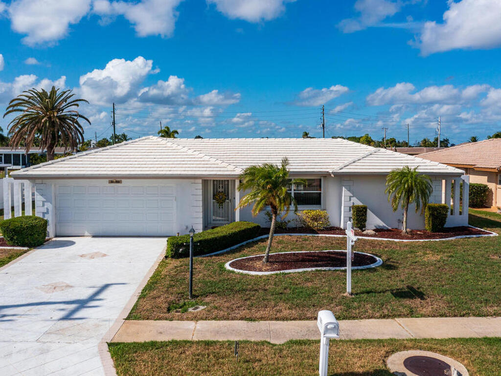 250 Artemis Boulevard, Merritt Island, FL 32953