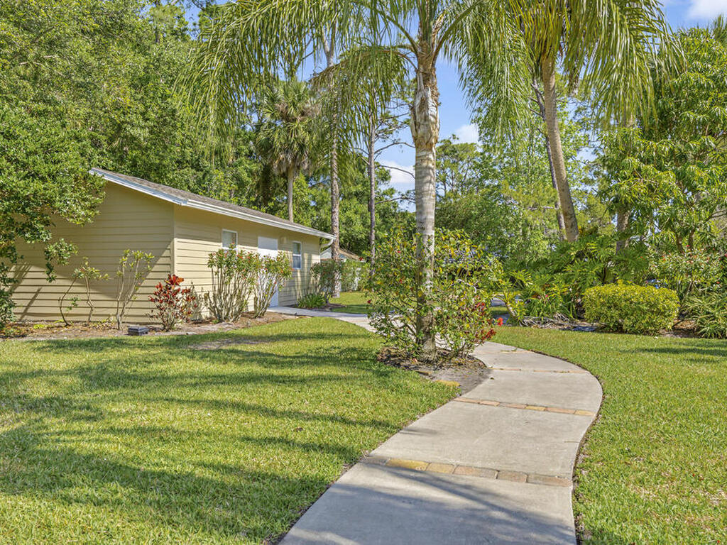 8552 Sylvan Drive, Melbourne, FL 32904