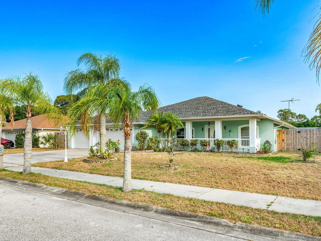 191 Pinta Circle, Merritt Island, FL 32953