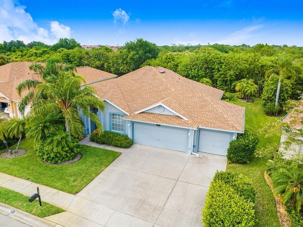 4457 Montreaux Avenue, Melbourne, FL 32934