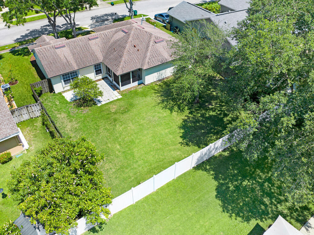 3308 Lake View Circle, Melbourne, FL 32934