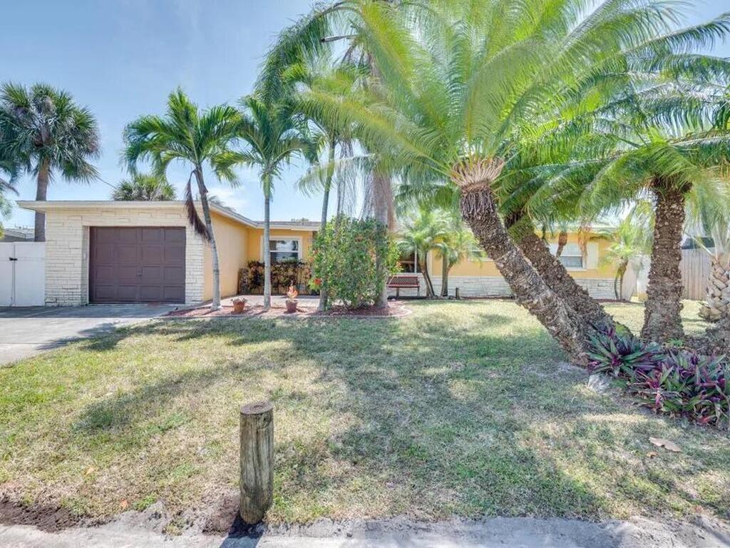 125 Richland Avenue, Merritt Island, FL 32953