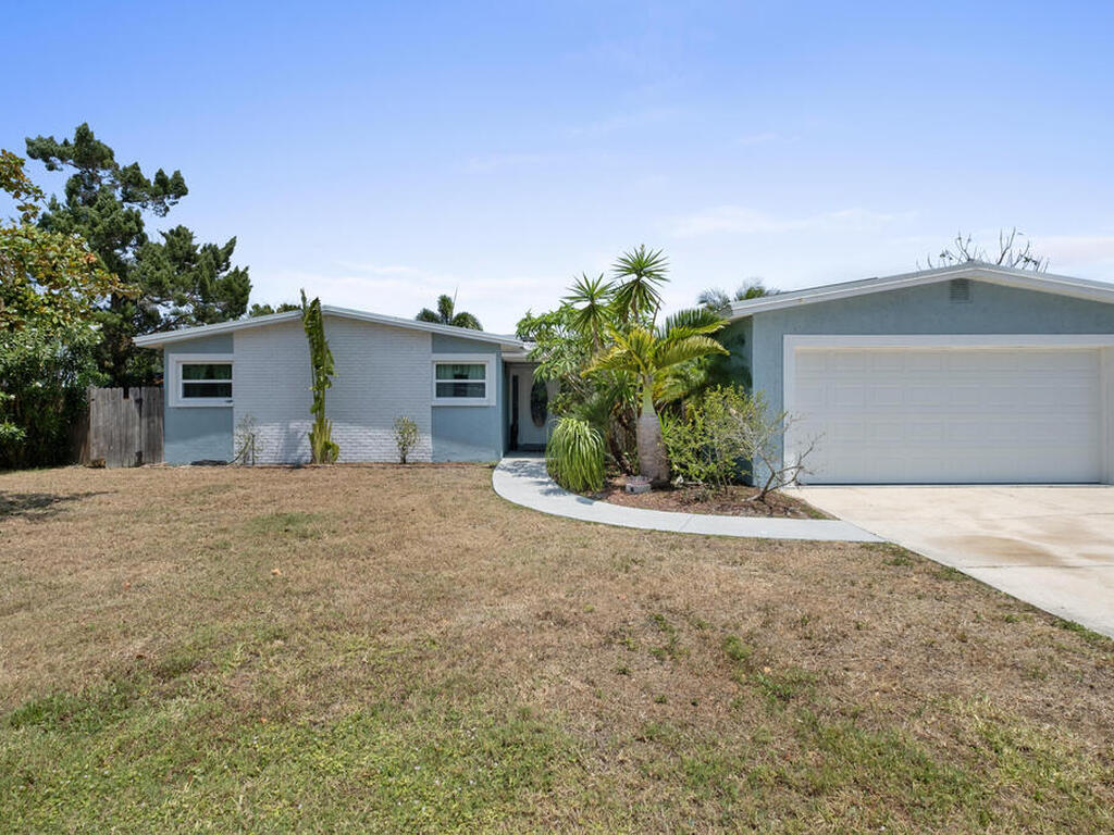 200 Tiki Drive, Merritt Island, FL 32953