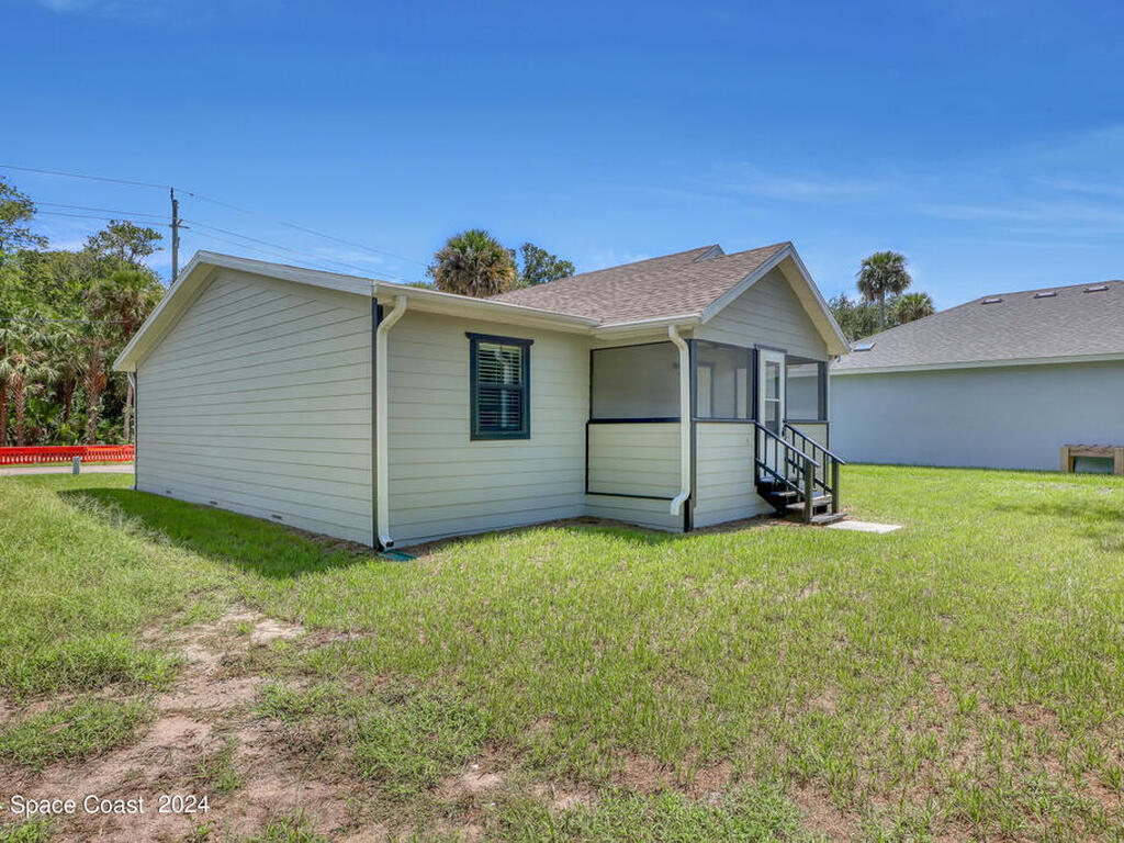 702 S Myrtle Avenue, New Smyrna Beach, FL 32168