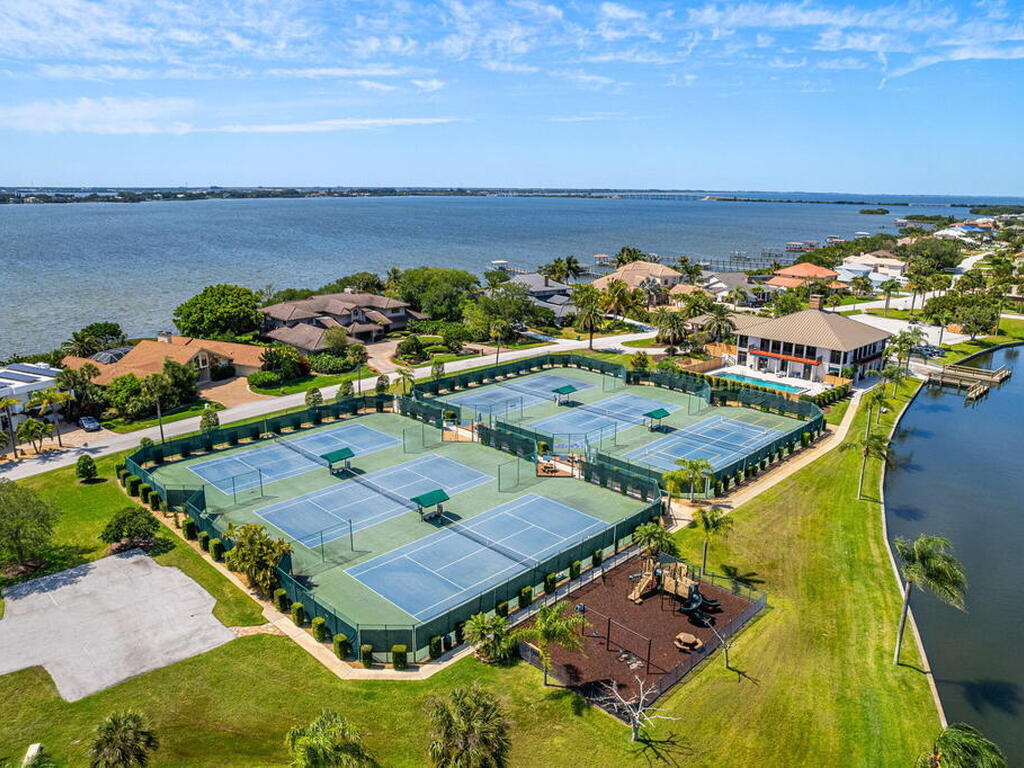 268 Lanternback Island Drive, Satellite Beach, FL 32937