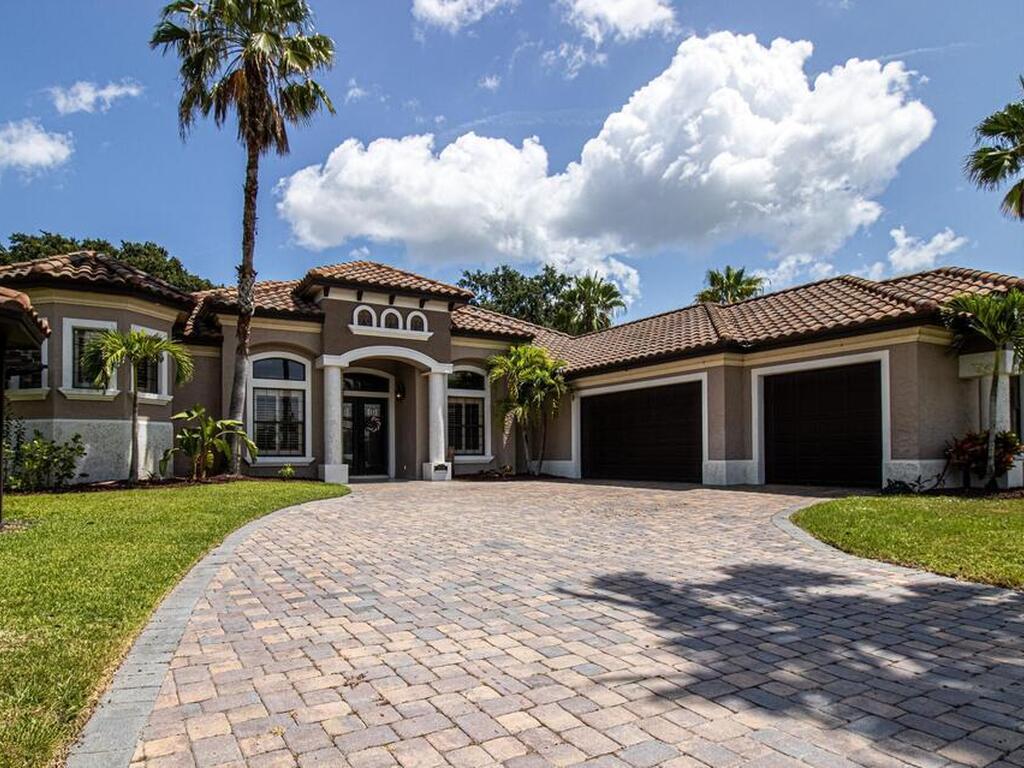 950 Casa Dolce Casa Circle, Rockledge, FL 32955