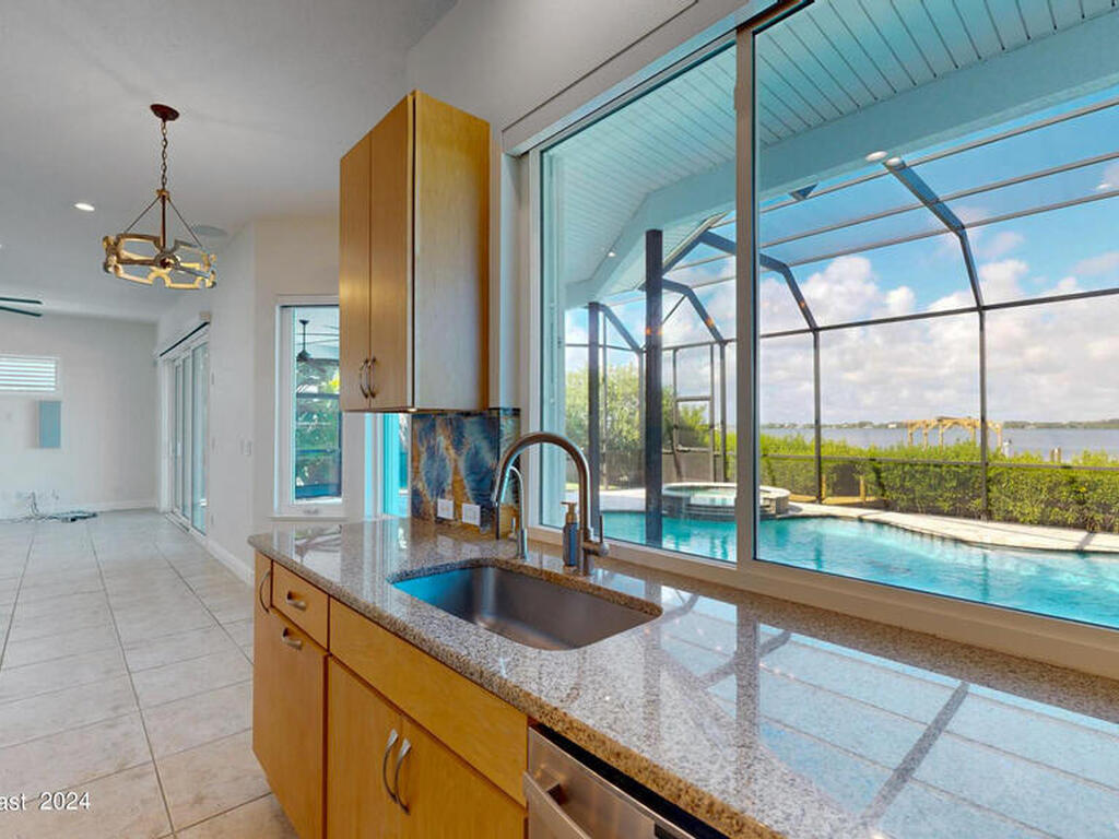 460 Lanternback Island Drive, Satellite Beach, FL 32937