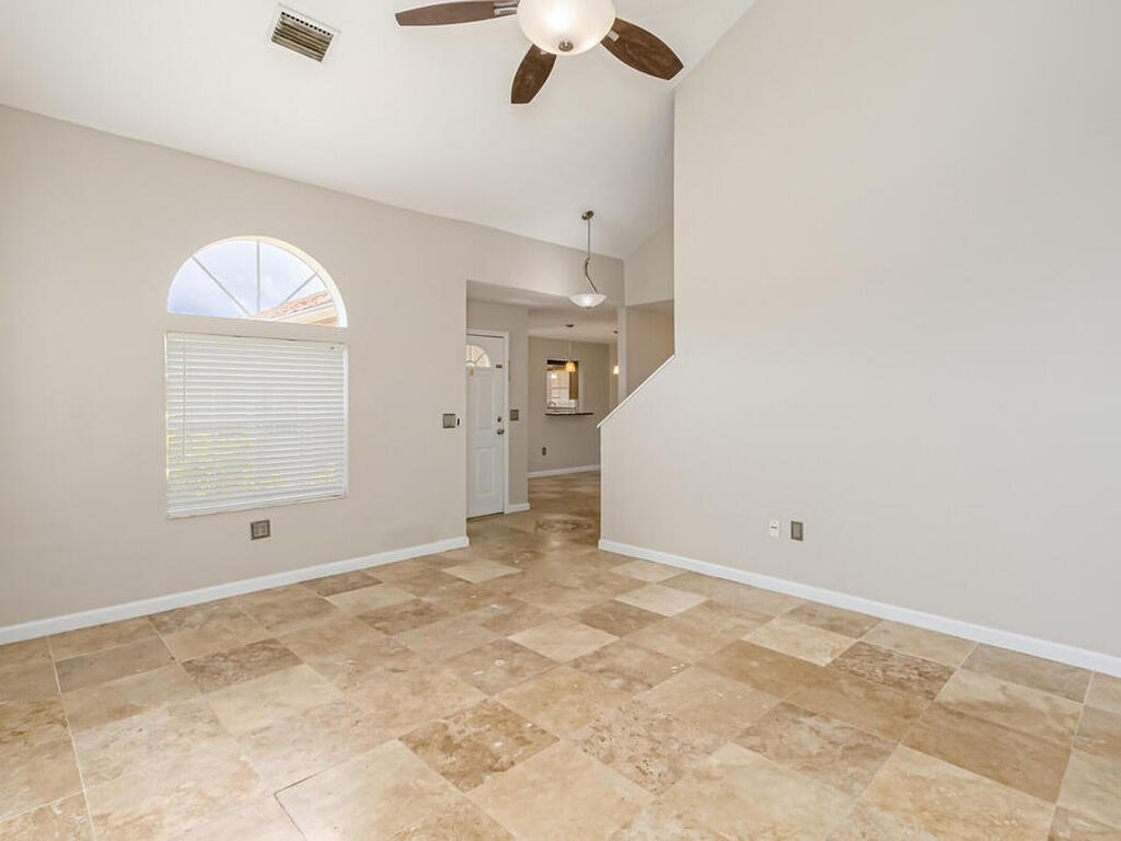 900 S Fork Circle, Melbourne, FL 32901