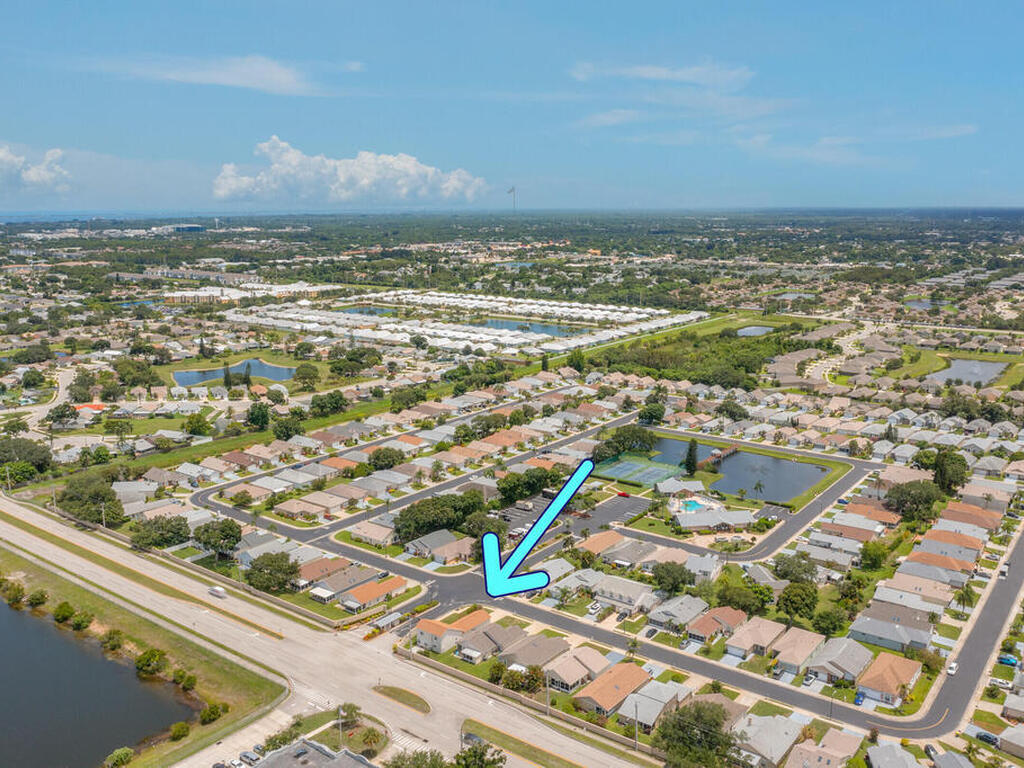 900 S Fork Circle, Melbourne, FL 32901