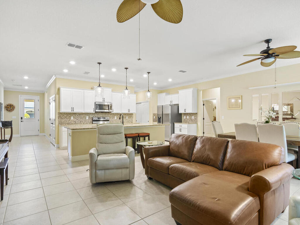 3671 Wild Banyan Way, Vero Beach, FL 32966