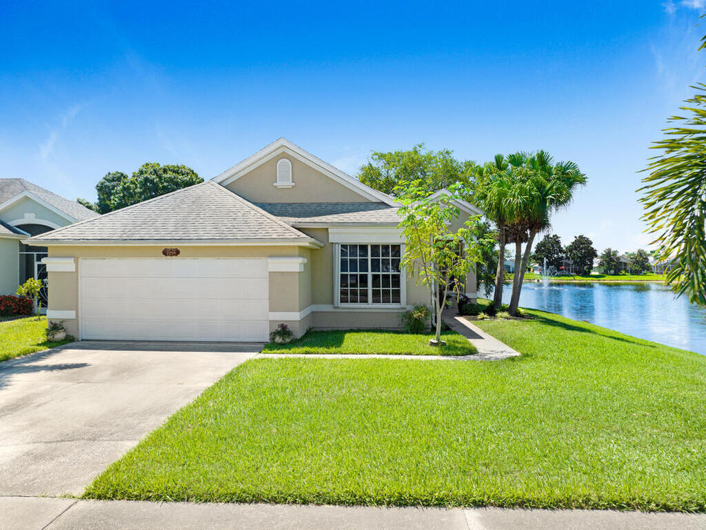 2299 Addington Circle, Rockledge, FL 32955