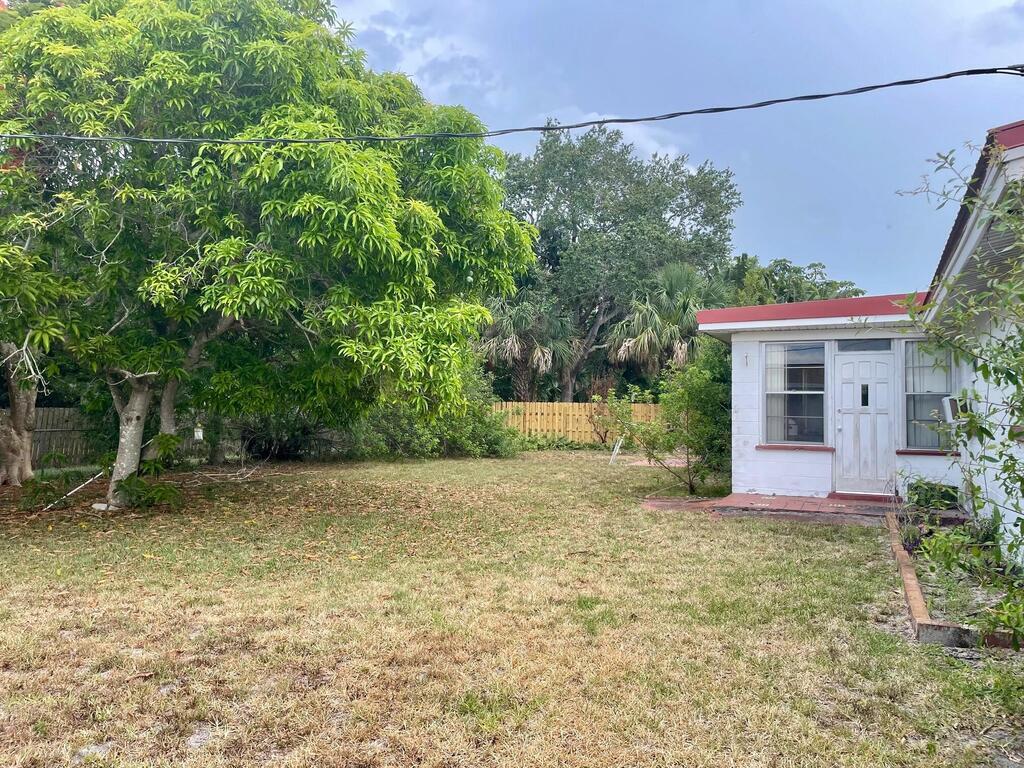 2303 Dunbar Avenue, Melbourne, FL 32901