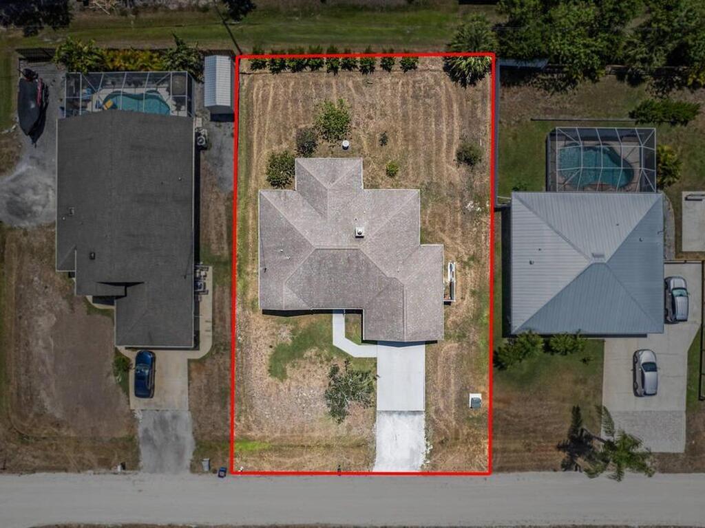 9180 100th Court, Vero Beach, FL 32967