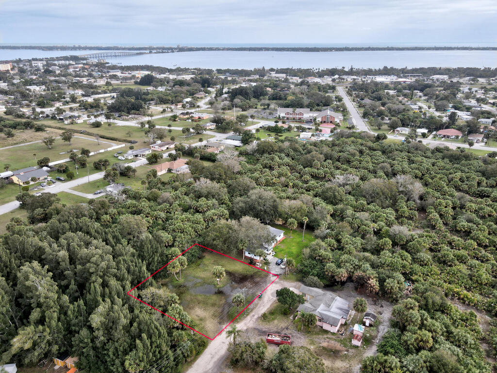 Calloway Lane, Melbourne, FL 32901