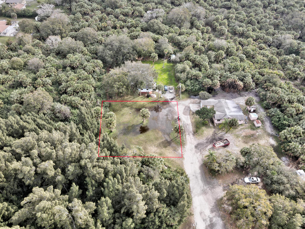 Calloway Lane, Melbourne, FL 32901