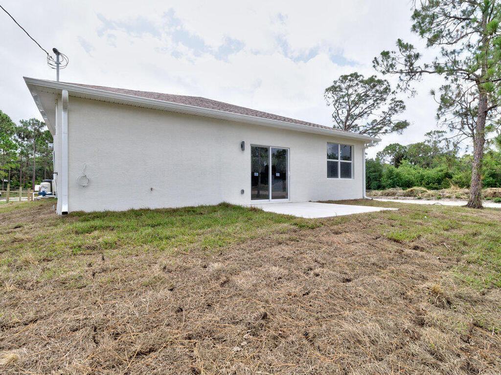 7715 E 98th Avenue, Vero Beach, FL 32967