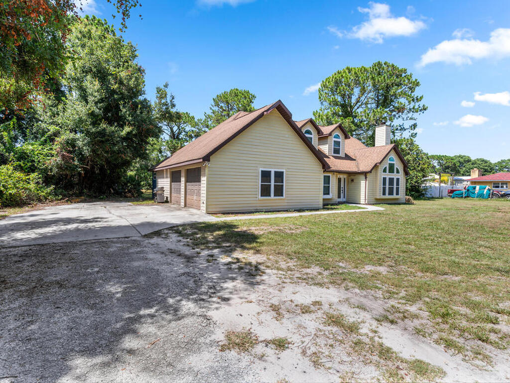 4152 Fairfax Drive, Mims, FL 32754