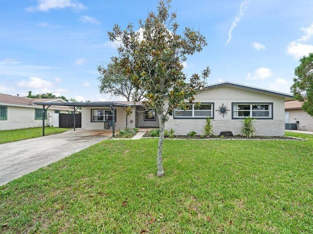 425 Riverside Avenue, Merritt Island, FL 32953