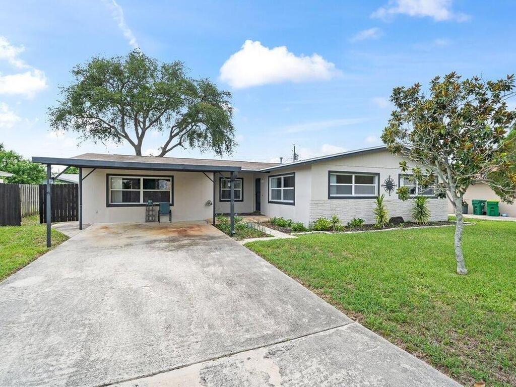 425 Riverside Avenue, Merritt Island, FL 32953