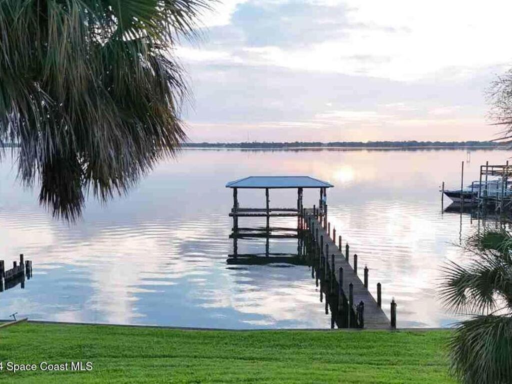 1613 N Indian River Drive, Cocoa, FL 32922