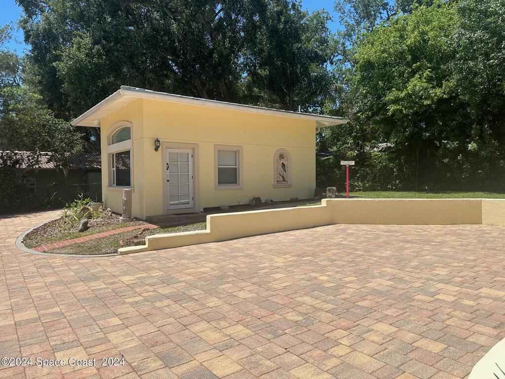 1613 N Indian River Drive, Cocoa, FL 32922