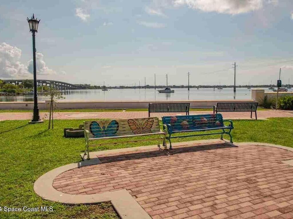 1613 N Indian River Drive, Cocoa, FL 32922