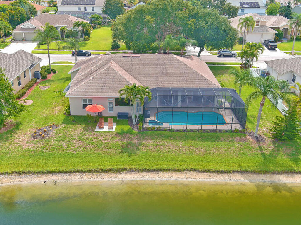 833 Woodbine Drive, Merritt Island, FL 32952